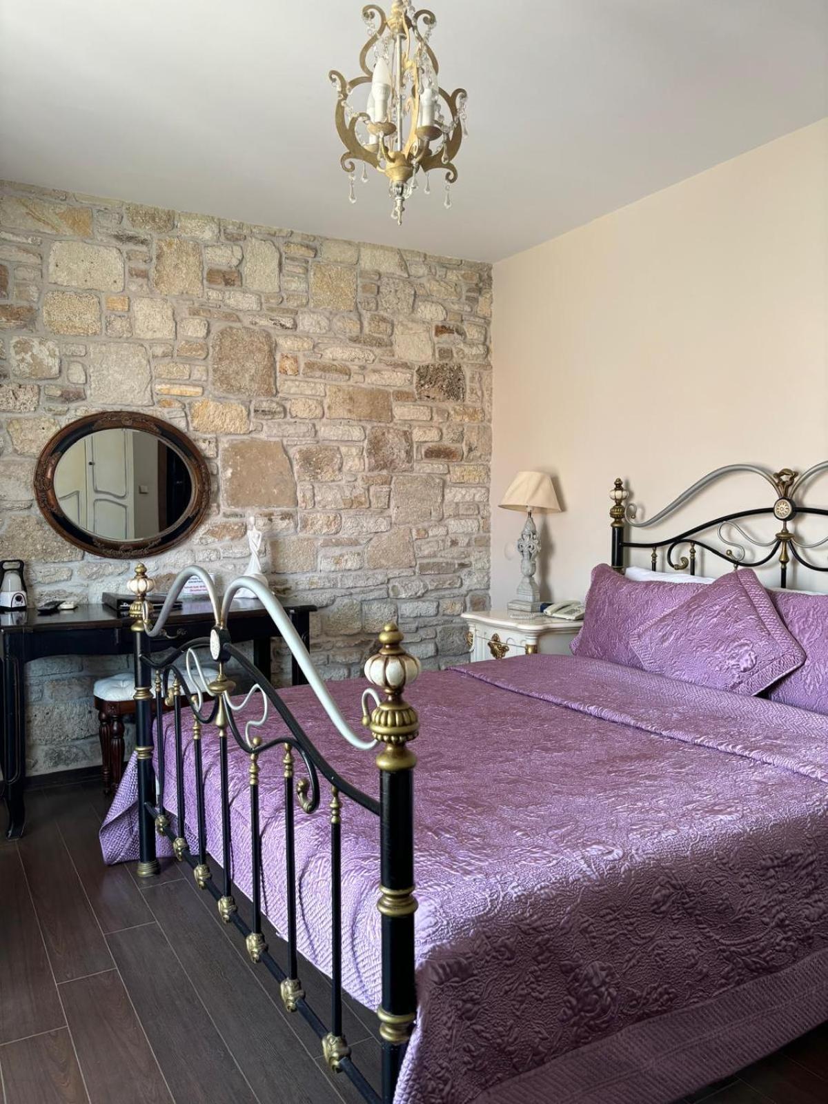 Griffon Hotel Yenifoca Ngoại thất bức ảnh